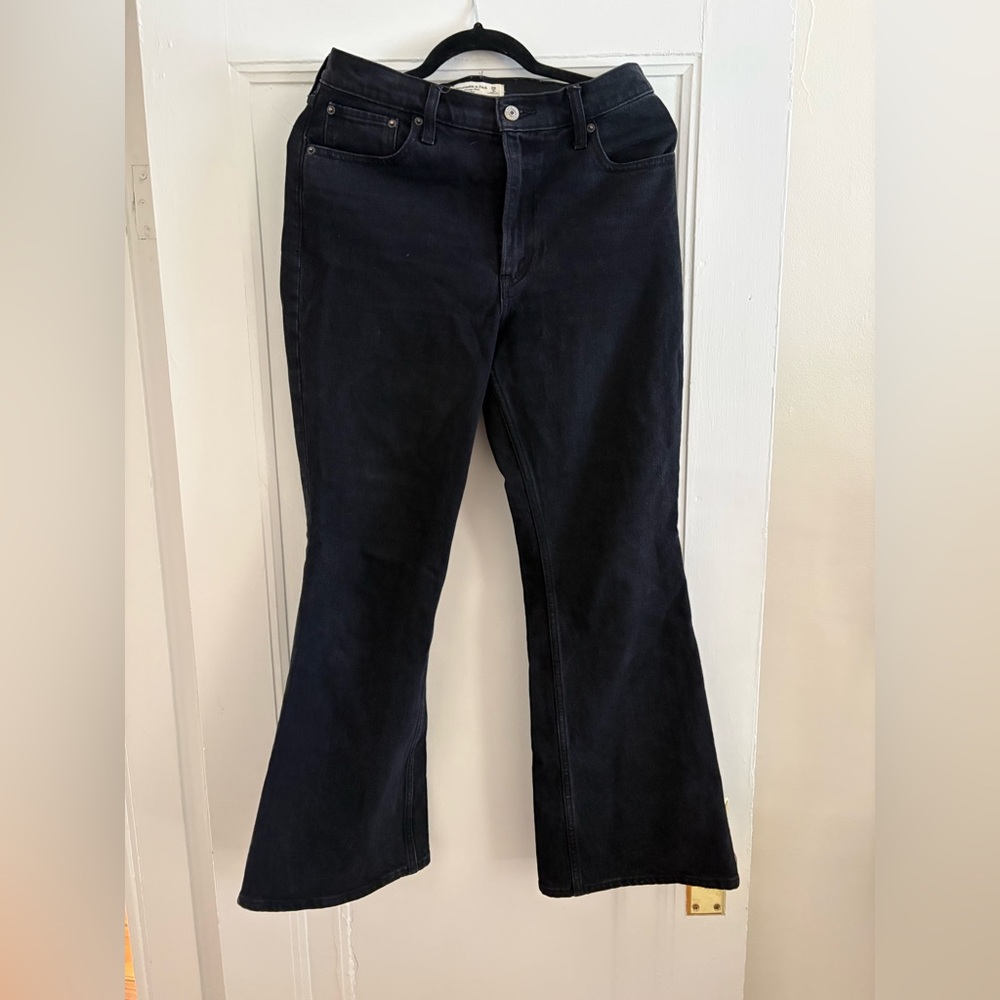 Abercrombie & Fitch Vintage High Rise Flare Jeans 28S